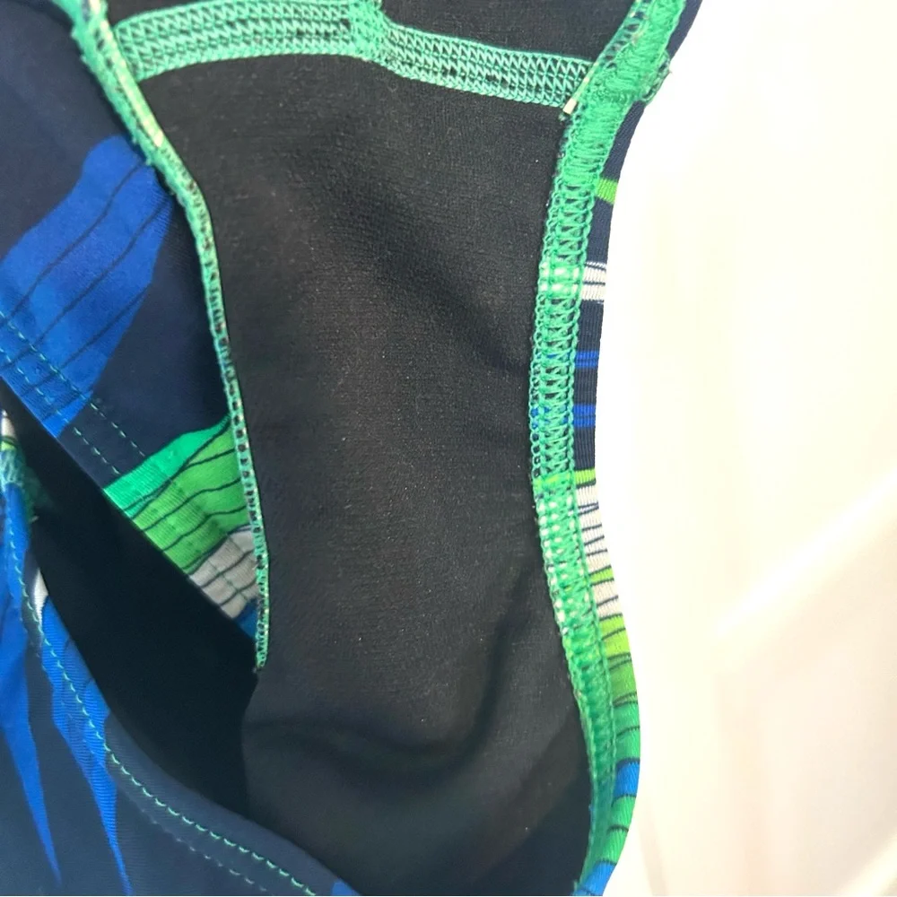 Speedo Women's Endurance+ Havoc State Flyback One‎ Piece Swimsuit in Size XXS